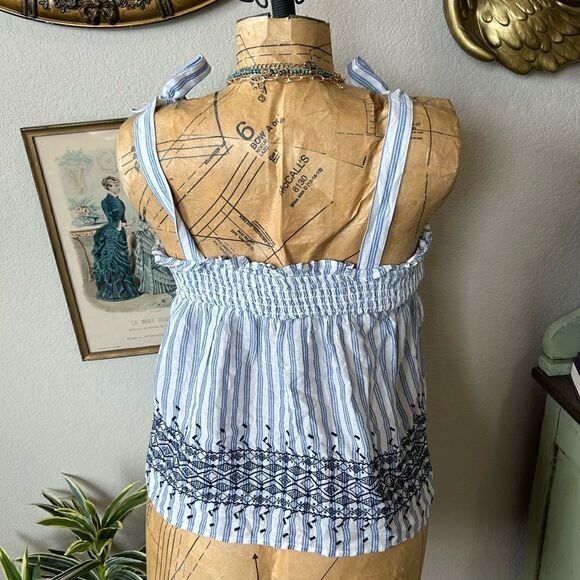 Old Navy NWT Blue White Stripe Boho Embroidered Smocked Tie Tassel Blouse Sz M - Picture 3 of 9